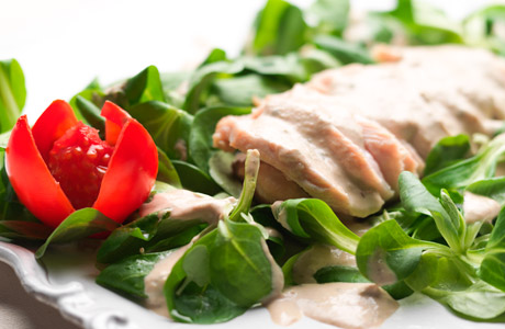 Roast chicken breast with tuna sauce and lamb’s lettuce